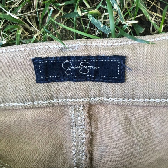 Jessica Simpson Ombré Jean Shorts - Picture 2 of 5